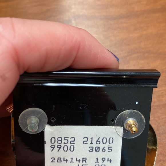 NEW vintage earrings - Picture 2 of 2